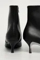 Furla - Шкіряні черевики Code  Халяви: Натуральна шкіра Внутрішня частина: Синтетичний матеріал, Натуральна шкіра Підошва: Синтетичний матеріал