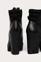 Boty Calvin Klein Jeans - Kožené kotníkové boty RE9835 černá