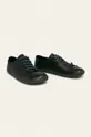 Camper - Δερμάτινα κλειστά παπούτσια Peu Cami μαύρο