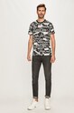 Calvin Klein Jeans - Tričko J30J316482 čierna AW20