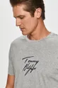 szürke Tommy Hilfiger - T-shirt