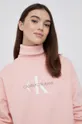 różowy Calvin Klein Jeans Bluza bawełniana J20J216962.4890