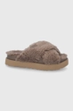 barna UGG papucs Fuzz Sugar Cross Slide Női