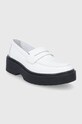 Kožené mokasíny Levi's D5386.0001 bílá AW21
