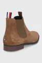 Tommy Hilfiger magasszárú cipő velúrból  Szár: szarvasbőr Belseje: textil, természetes bőr Talp: szintetikus anyag