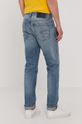 G-Star Raw Jeans  Materialul de baza: 100% Bumbac organic Captuseala buzunarului: 65% Poliester reciclat, 35% Bumbac organic