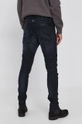 G-Star Raw Jeansy 5620 3D Zip Knee D01252.5245 Materiał zasadniczy: 35 % Bawełna, 2 % Elastan, 28 % Poliester z recyklingu, 35 % Lyocell TENCEL, Podszewka kieszeni: 35 % Bawełna organiczna, 65 % Poliester z recyklingu