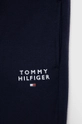 Παιδικό παντελόνι Tommy Hilfiger  Κύριο υλικό: 65% Βαμβάκι, 5% Σπαντέξ, 30% Πολυεστέρας Ταινία: 59% Βαμβάκι, 2% Σπαντέξ, 39% Πολυεστέρας