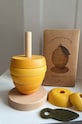 Ξύλινο παιχνίδι για παιδιά Konges Sløjd STACKING FRUITS KS1485 κίτρινο AW22