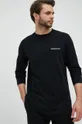 Βαμβακερή μπλούζα με μακριά μανίκια Peak Performance Original μαύρο