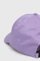 Bombažna kapa Guess vijolična