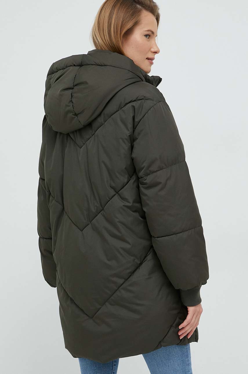 Bunda Vero Moda  Hlavní materiál: 100% Polyester Podšívka: 100% Polyester Výplň: 100% Recyklovaný polyester