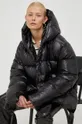 Пуховая куртка MMC STUDIO Jesso Основной материал: 100% Полиэстер Подкладка: 100% Полиэстер Наполнитель: 90% Гусиный пух, 10% Гусиные перья