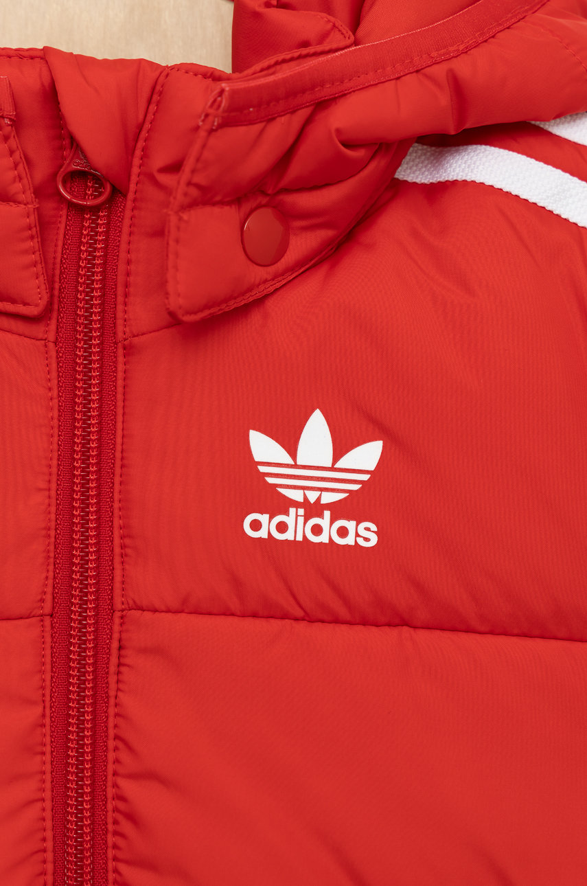 Bunda adidas Originals  Hlavní materiál: 100% Recyklovaný polyester Podšívka: 100% Recyklovaný polyester Výplň: 90% Recyklovaný polyester, 10% Polyester
