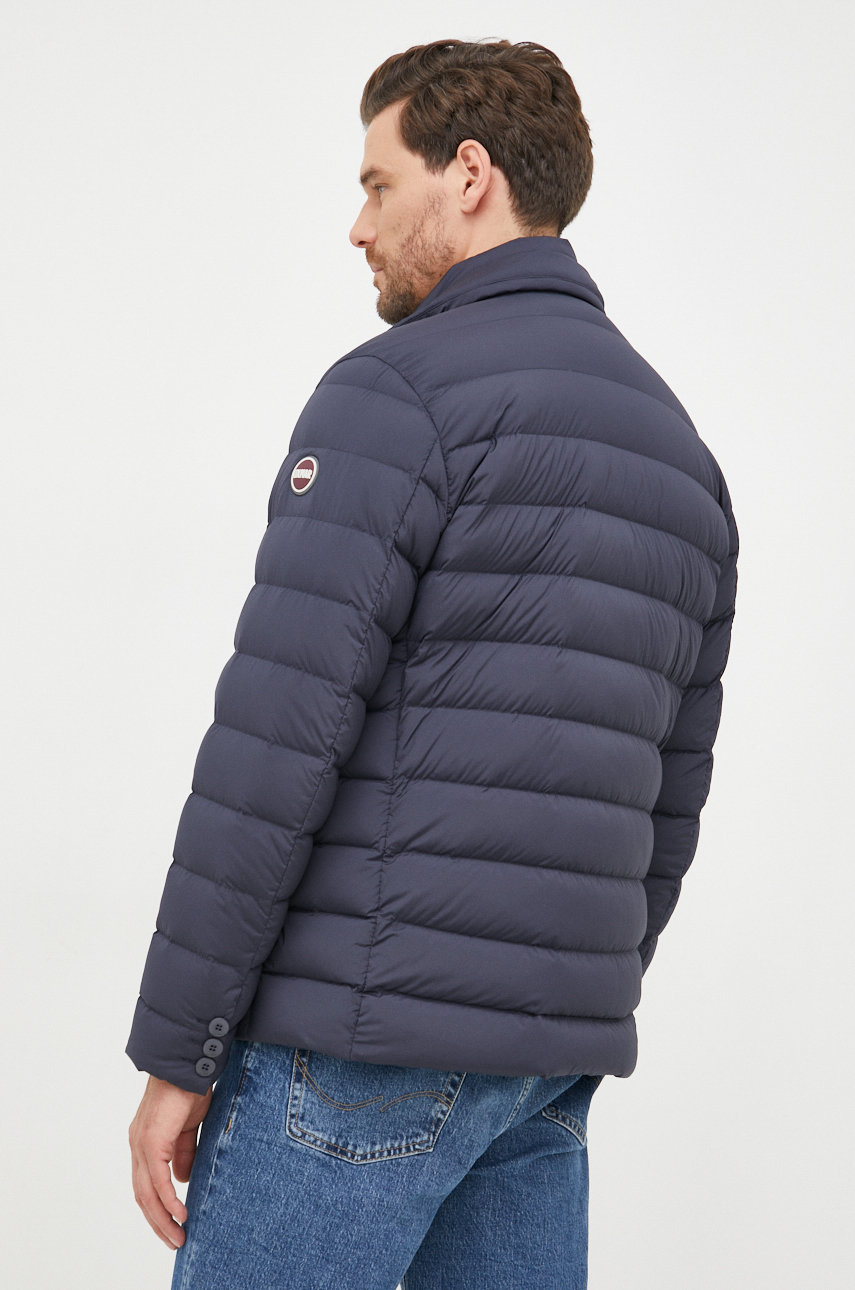 Péřová bunda Colmar  Hlavní materiál: 88% Polyamid, 12% Elastan Podšívka: 88% Polyamid, 12% Elastan Výplň: 90% Kachní chmýří, 10% Kachní peří