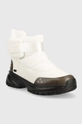 UGG snow boots W Yose Puff white