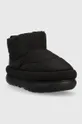 UGG cizme de zăpadă Classic Maxi Mini negru