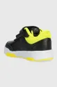 Дитячі кросівки adidas  Халяви: Синтетичний матеріал Внутрішня частина: Текстильний матеріал Підошва: Синтетичний матеріал