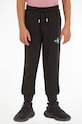Calvin Klein Jeans spodnie dresowe bawełniane dziecięce IU0IU00285.9BYY aplikacja czarny IU0IU00285.9BYY