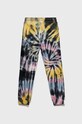 Detské bavlnené tepláky Guess L2YQ21.K4BD0 viacfarebná AW22