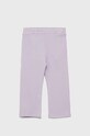 Dětské bavlněné tepláky Guess K2YQ11.KA6R3 fialová AW22