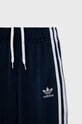 Chłopiec adidas Originals spodnie dresowe dziecięce HK0323 granatowy