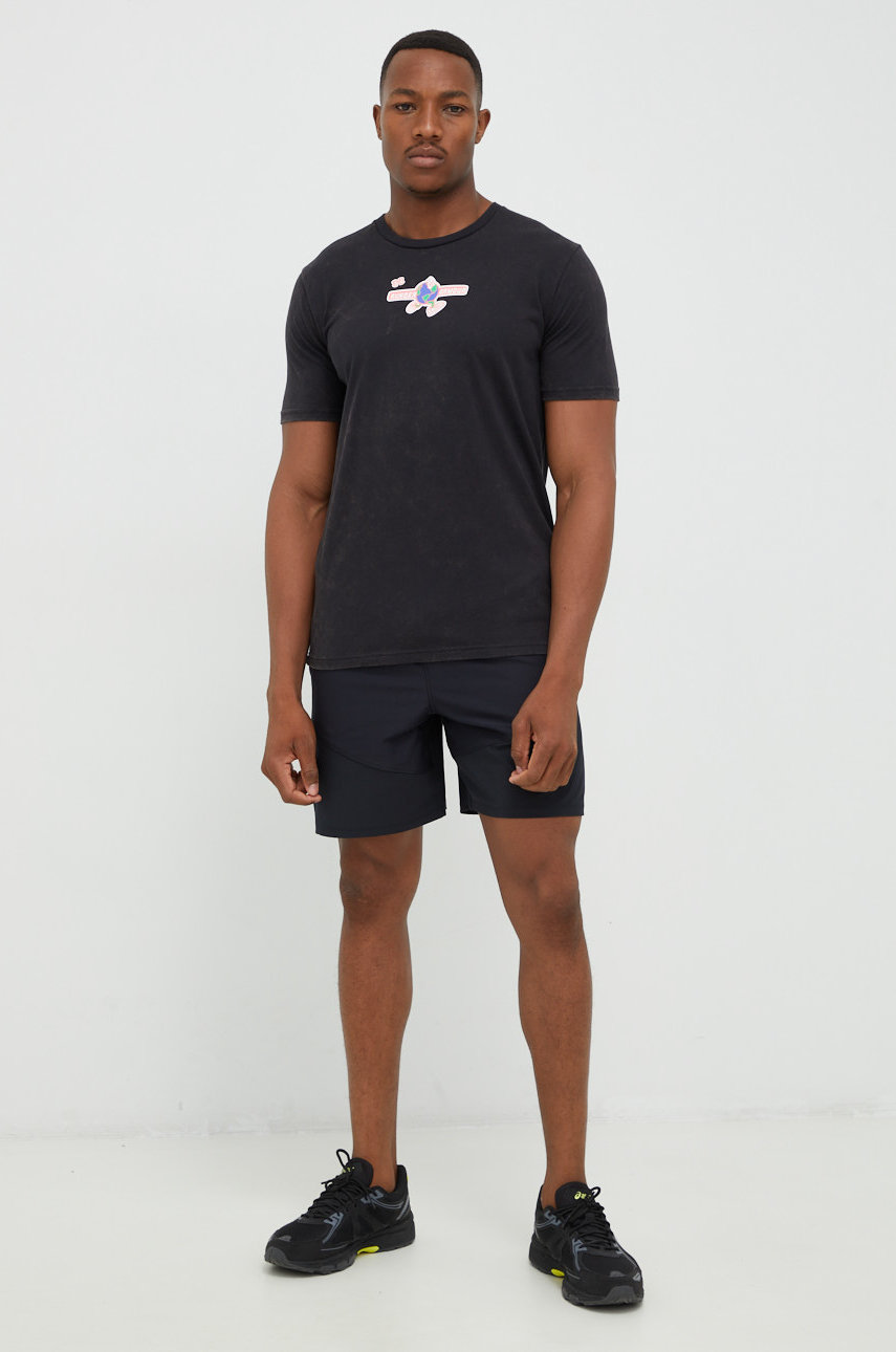 Under Armour t-shirt czarny