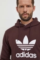 καφέ Βαμβακερή μπλούζα adidas Originals