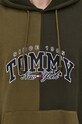Βαμβακερή μπλούζα Tommy Jeans πράσινο DM0DM17802