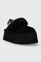 Semišové papuče UGG W Funkette 1113474.BLK černá AW23