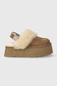 UGG kapcie zamszowe FUNKETTE brązowy 1113474.CHE