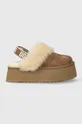 UGG kapcie zamszowe FUNKETTE brązowy 1113474.CHE