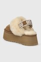 Obuwie UGG kapcie zamszowe FUNKETTE 1113474.CHE brązowy