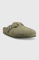Birkenstock klapki zamszowe Boston FUR 1025686 zielony AW23