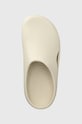 Crocs klapki Mellow Clog beżowy 208493