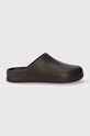 Crocs klapki Dylan Clog płaski brązowy 209366