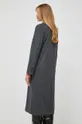 Vlnený kabát Victoria Beckham Hlavný materiál: 100 % Panenská vlna Podšívka: 100 % Viskóza