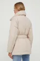 Pernata jakna Calvin Klein  Temeljni materijal: 100% Poliamid Postava: 100% Poliester Ispuna: 70% Pačje perje, 30% Perje ptica