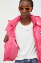 Péřová bunda Tommy Jeans DW0DW16572