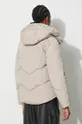 Пуховая куртка Woolrich Основной материал: 91% Полиамид, 9% Эластан Подкладка: 100% Полиамид Наполнитель: 90% Гусиный пух, 10% Утиное перо