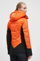 Pernata skijaška jakna Descente Abel Temeljni materijal: 94% Najlon, 6% Elastan Postava: 65% Poliester, 35% Elastomultiester Ispuna: 90% Perje, 10% Perje