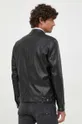 Куртка Sisley  Основной материал: 83% Вискоза, 17% Полиэстер Подкладка: 100% Хлопок Отделка: 100% Полиуретан