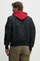 Bomber jakna Alpha Industries MA-1 D-Tec SE Temeljni materijal: 100% Najlon Postava: 100% Najlon Ispuna: 100% Poliester Drugi materijali: 75% Pamuk, 25% Poliester