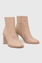Шкіряні черевики Calvin Klein CURVED STIL ANKLE BO HW0HW01601 бежевий AW23