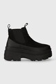 Semišové topánky chelsea UGG Brisbane Chelsea platforma čierna 1143842.BLK