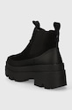 Obuv Semišové topánky chelsea UGG Brisbane Chelsea 1143842.BLK čierna