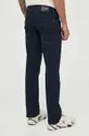 Τζιν παντελόνι Pepe Jeans Kingston  Κύριο υλικό: 99% Βαμβάκι, 1% Σπαντέξ Φόδρα: 60% Βαμβάκι, 40% Πολυεστέρας