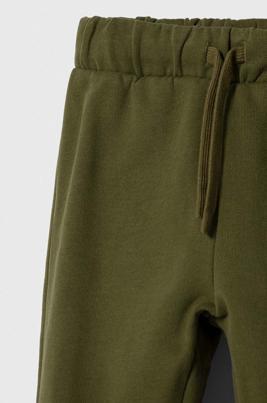 Chłopiec United Colors of Benetton spodnie dresowe dziecięce 3EB5GF030.P.SEASONAL zielony