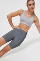 grigio Reebok shorts per joga
