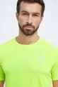 zielony New Balance t-shirt do biegania Accelerate